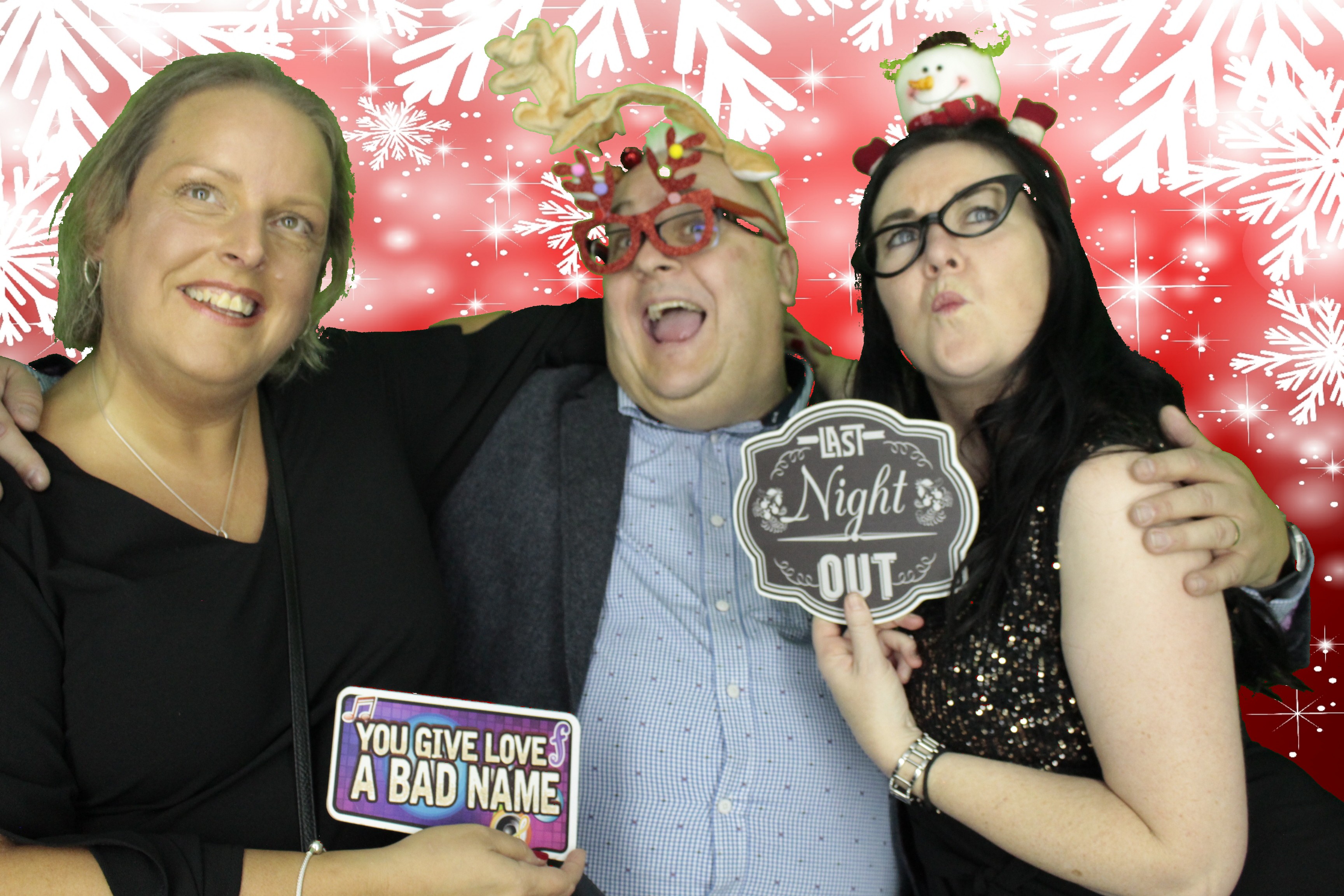 Ocean Network Express Christmas Party 2019 | View more photos from the event at gallery.myphotoboothexperience.co.uk/u/MyPhotoBoothExperienceLtd/Ocean-Network-Express-Christmas-Party-2019